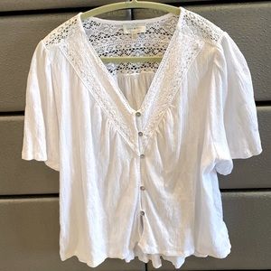 Lucky Brand short sleeve “ gauzy” fabric top